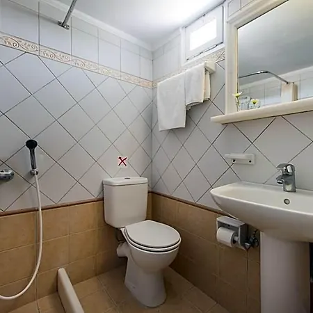 Olympia 3* Santorini Island